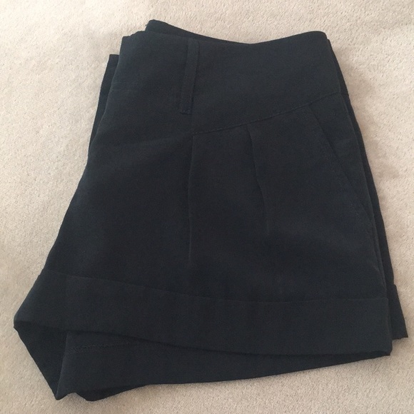 Express brand shorts - Picture 5 of 5